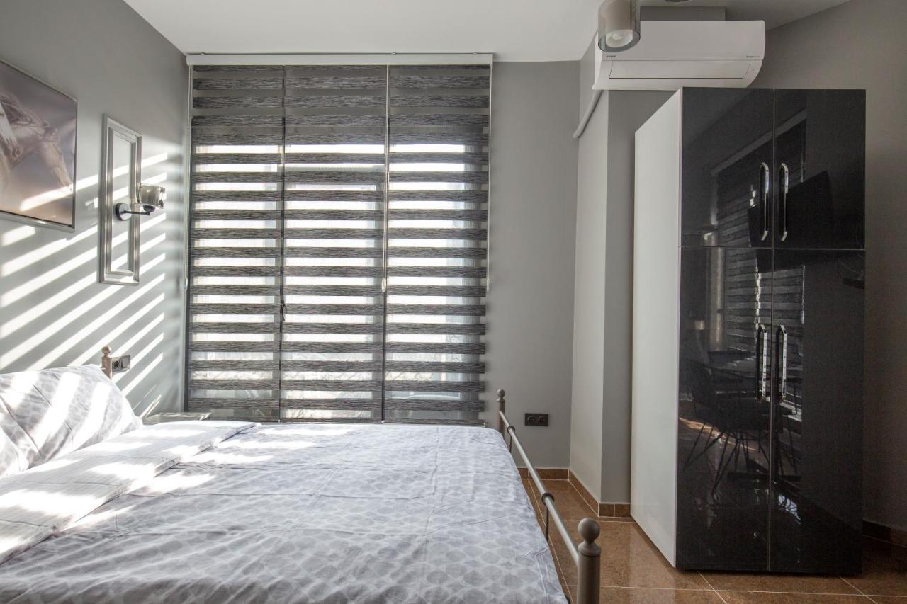 イスタンブールBeyoglu Huzur Apartアパートメント エクステリア 写真