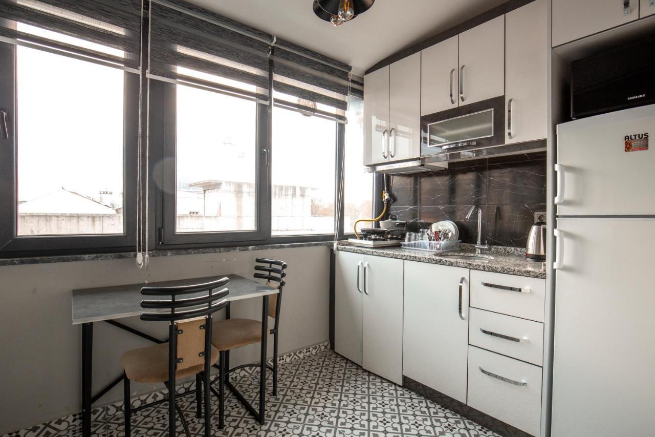 イスタンブールBeyoglu Huzur Apartアパートメント エクステリア 写真